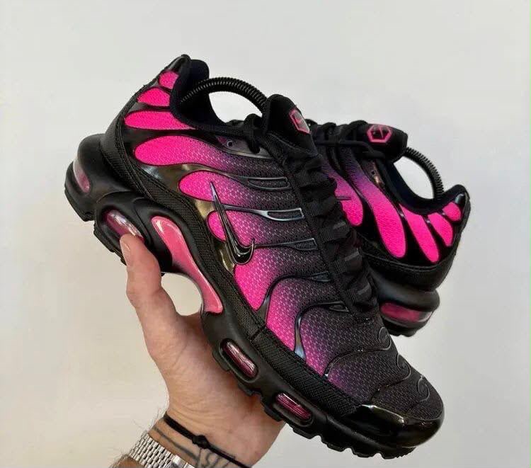 Nike Air Max Plus Black Pink