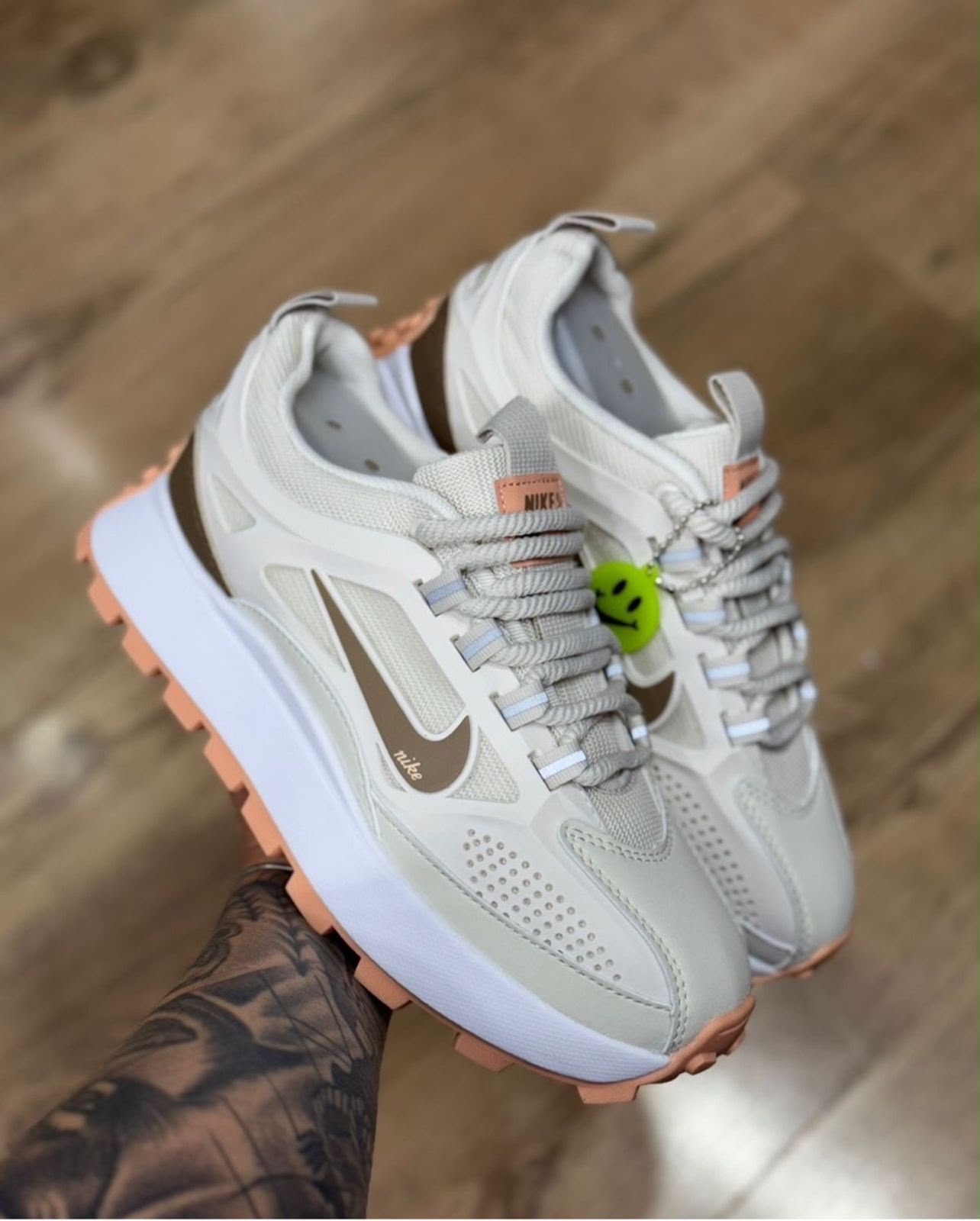 Nike Vista Lite Peach