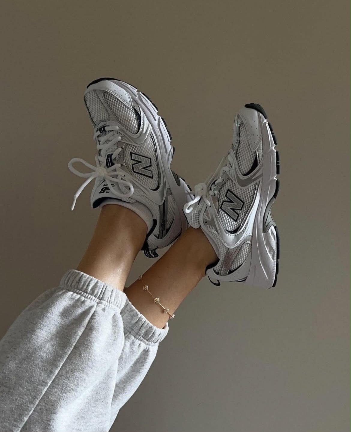 New Balance 530 White Silver