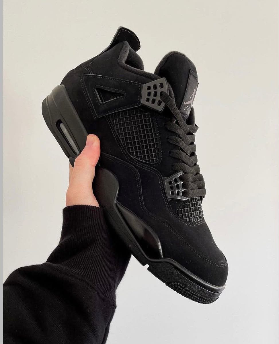 Air Jordan 4 Black Cat
